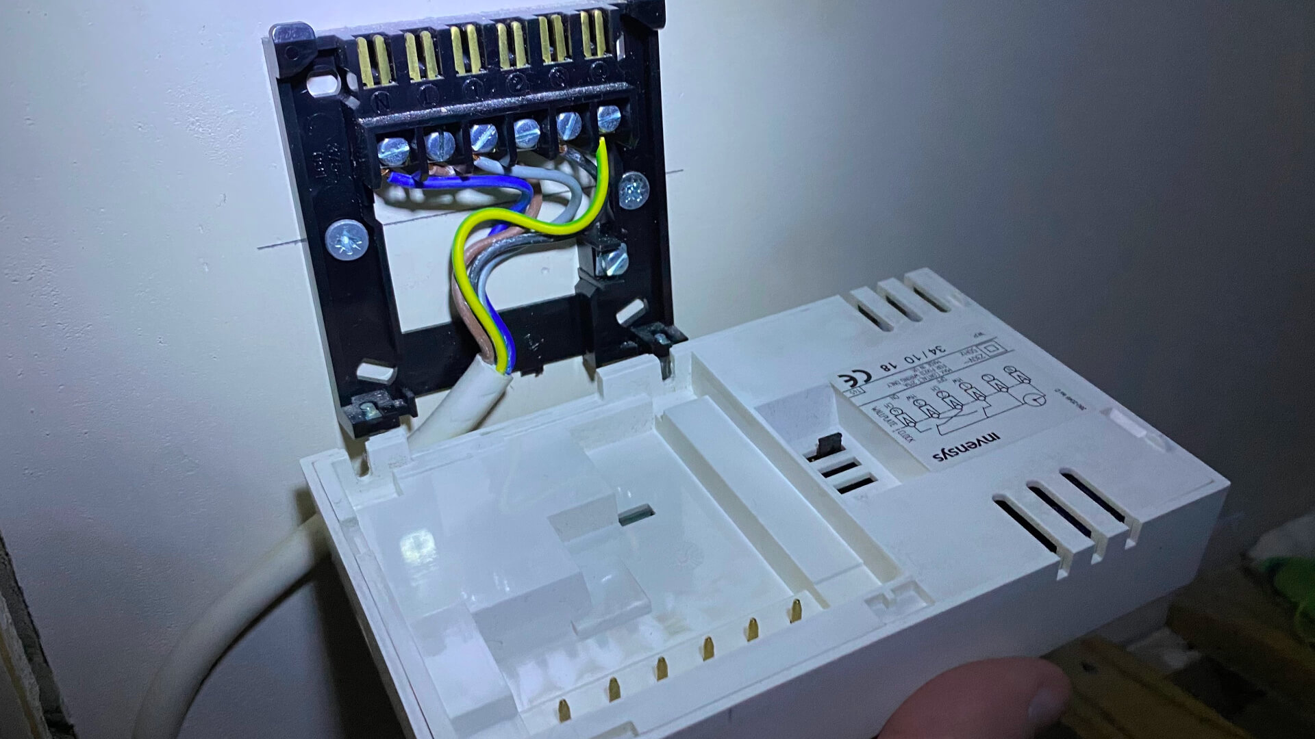 tado-thermostat-install-2